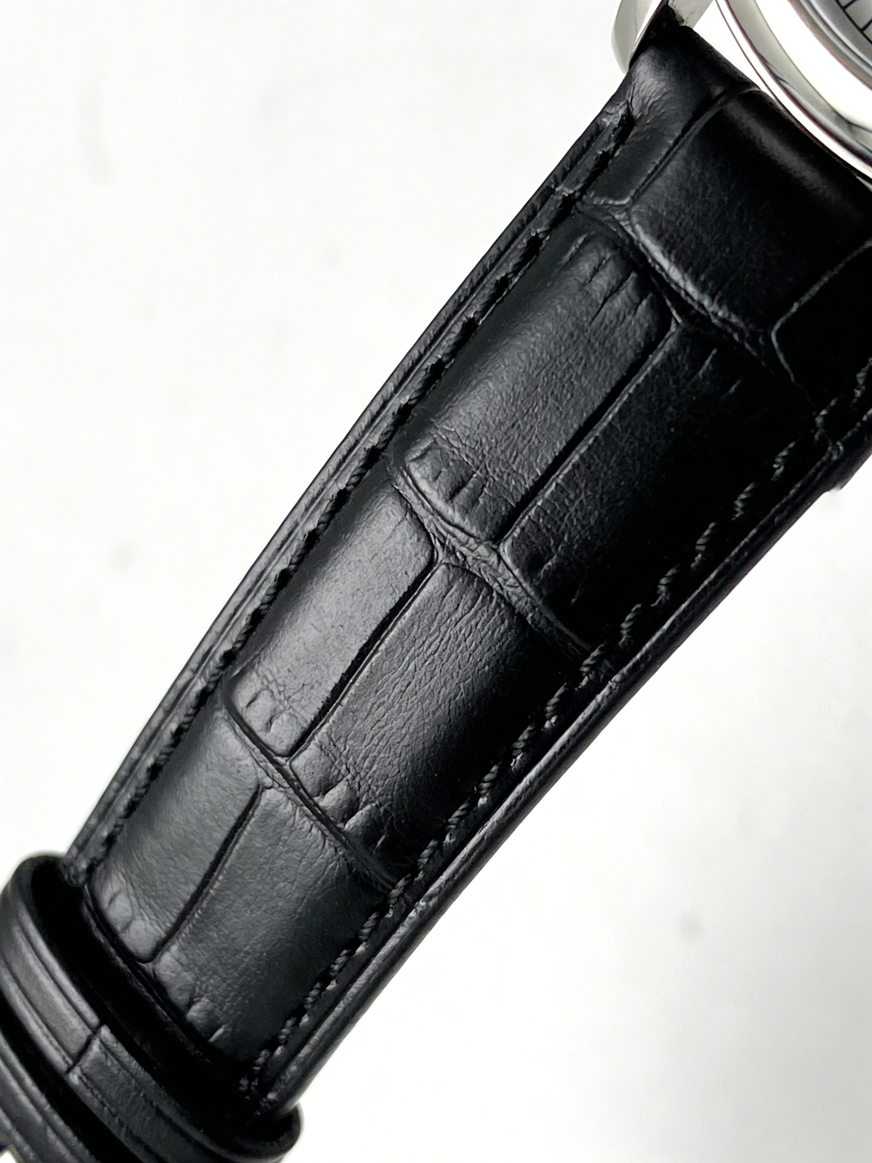 Strap detail